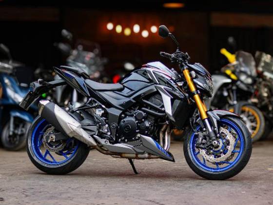 SUZUKI GSX-S750A 